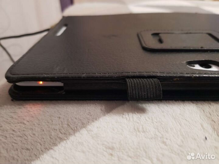 Планшет asus с чехлом