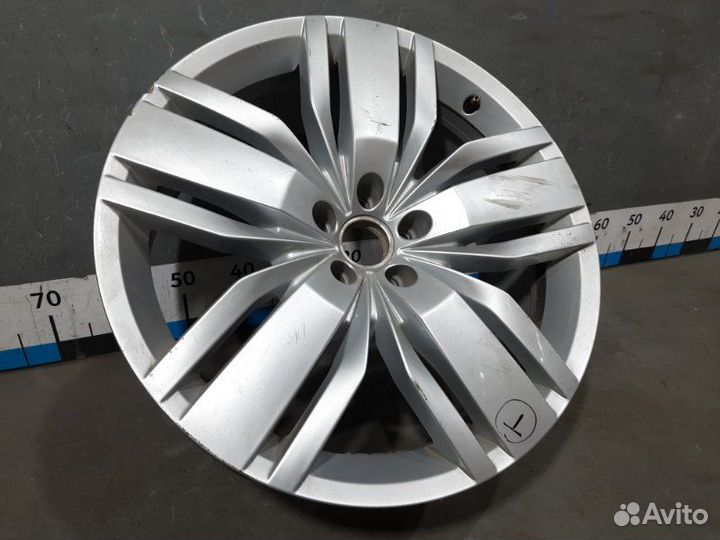 VW Teramont Диск колесный легкосплавный R20