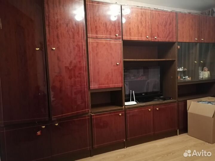 Стенка для гостиной производства ГДР