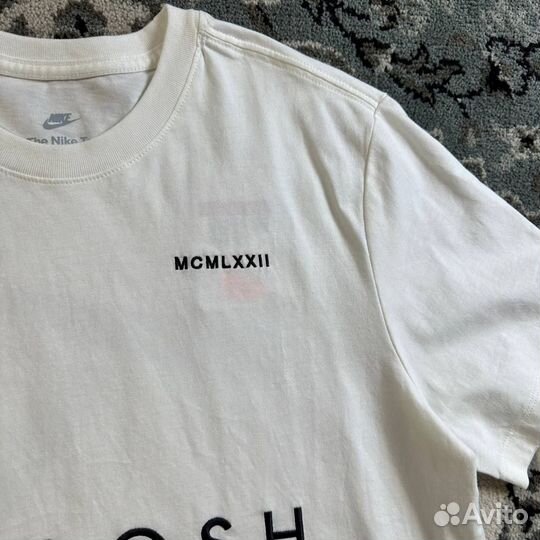 Футболка Nike Swoosh