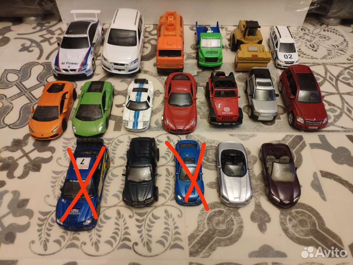 Модельки машин коллекционные
