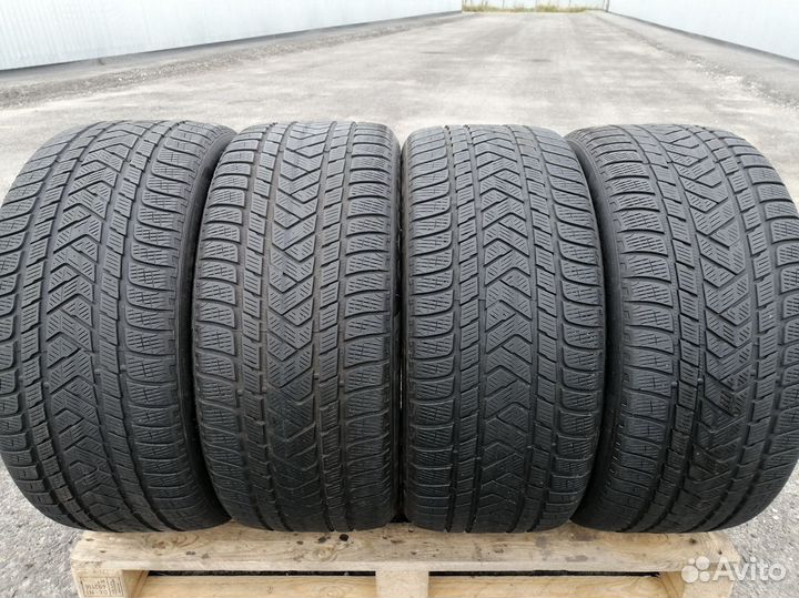 Pirelli Scorpion Winter 285/40 R21 92C