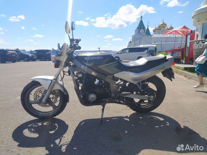 Suzuki GS500E