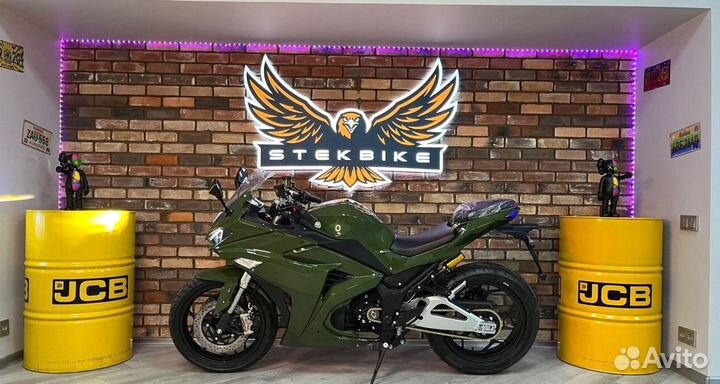 Электромотоцикл Yamaha R3