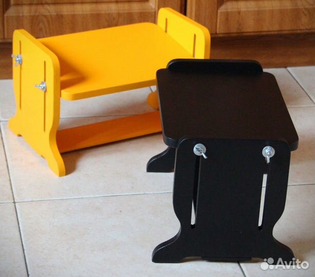 Подставки под ноги регулируемые. Детские