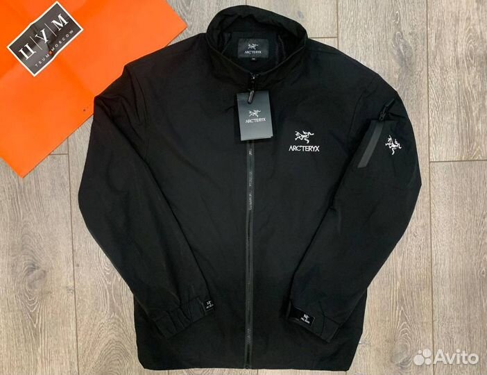 Ветровка arcteryx черная