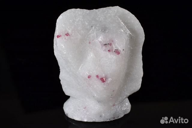 Шпинель, кальцит. Лот №1111