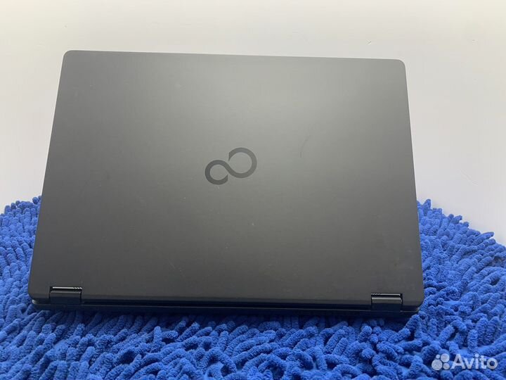 Fujitsu U748 Intel i5/8Gb/256SSD/14