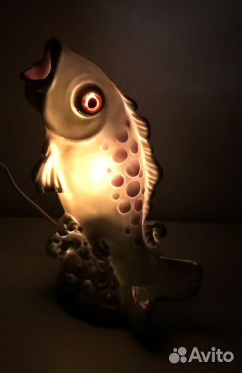 Фарфоровая статуэтка ночник Рыба