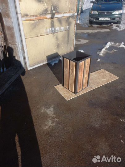 Урна в стиле лофт