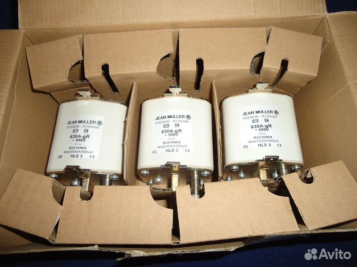 Предохранитель 630A 500 V