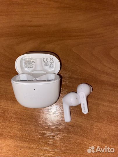 Беспроводные наушники True Wireless Philips