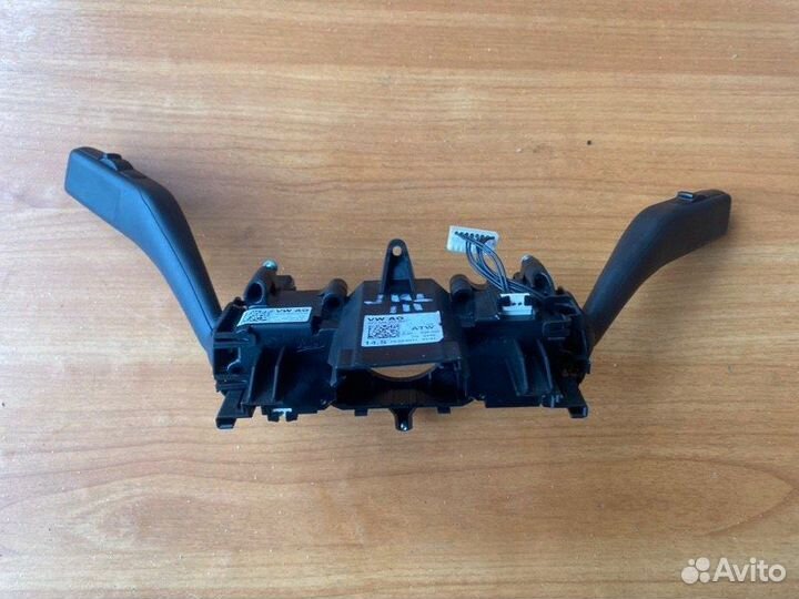 Переключатель подрулевой Vw Tiguan cavd 2012