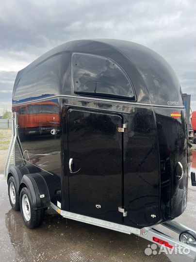 Новый Прицеп коневозка bockmann