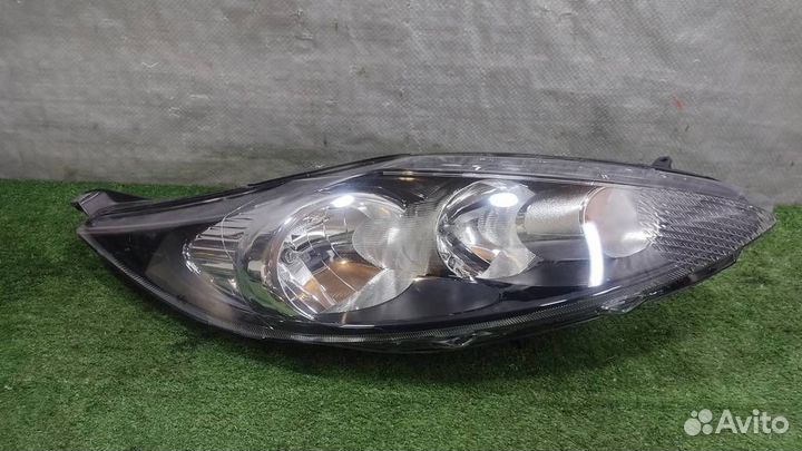 Фара правая Ford Fiesta (CB1) 2009