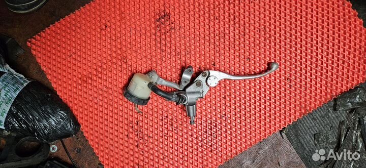 Honda vtr 1000 машинка тормоза