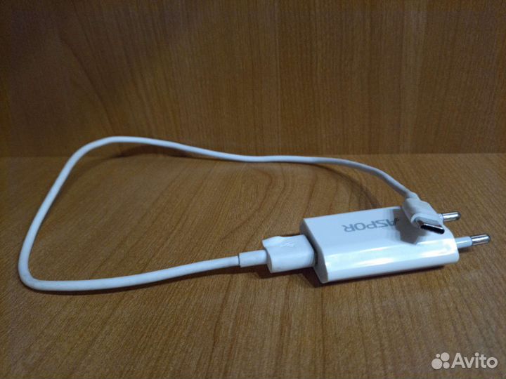 Зарядное устройство для телефона