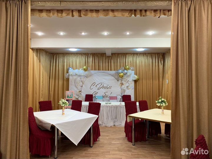 Кафе с оборудованием в аренду