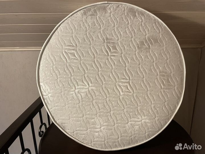 Матрас круглый в детскую кроватку