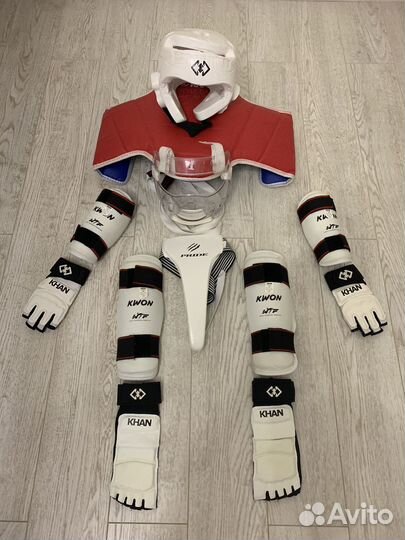 Комплект экипировки для тхеквондо
