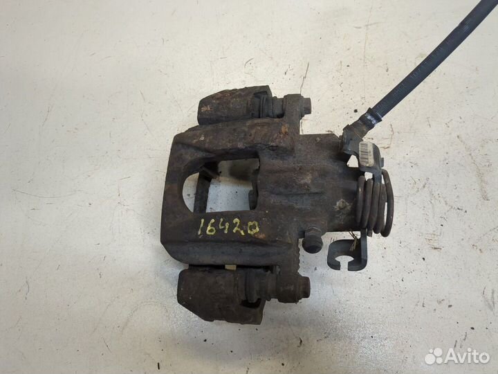 Суппорт Ford Explorer, 2013