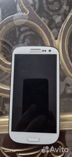 Samsung Galaxy S III GT-I9300, 16 ГБ