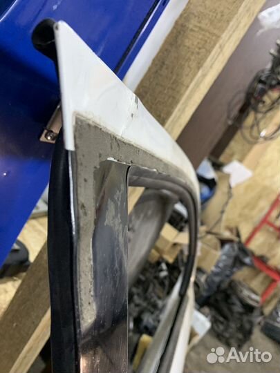 Дверь передняя правая mitsubishi airtrek