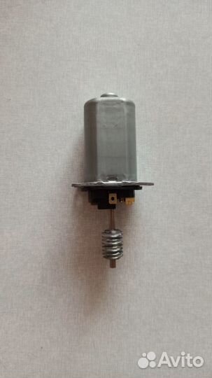 Мотор стеклоподъемника передний левый LADA Xray