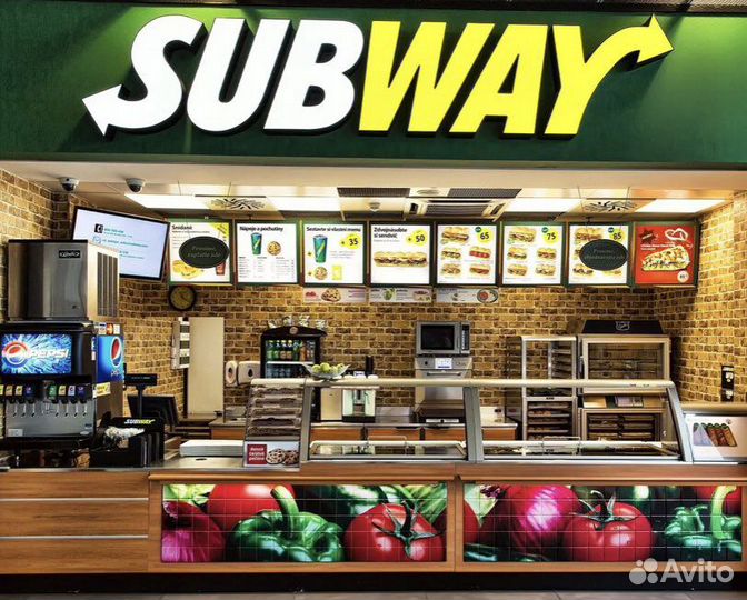 Сотрудник в Сабвей Subway