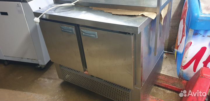 Холодильный стол hicold