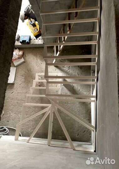 Лестница в стиле лофт