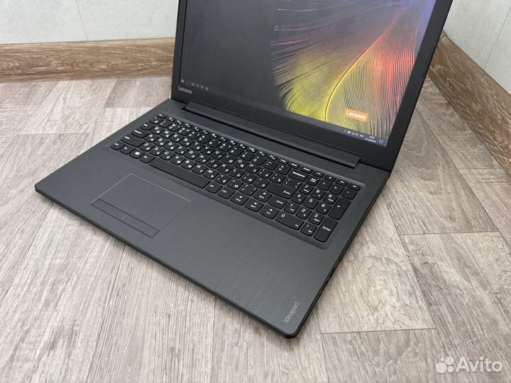 Lenovo (FHD/Core i3-6100U/Nvidia 920mх/8Gb/SSD)