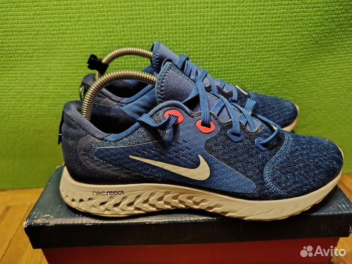 Беговые кроссовки Nike Legend React мужские