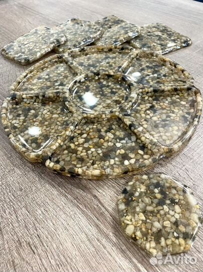 Менажница и подстаканники из эпоксидной смолы