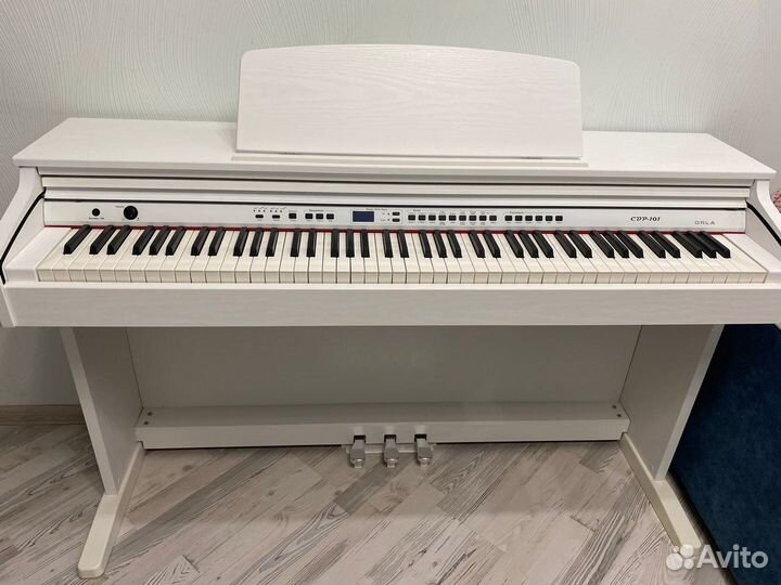 Цифровое пианино Orla CDP-101 белое