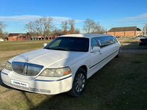 Lincoln Town Car 4.6 AT, 2002, 160 000 км, с пробегом, цена 300 000 руб.