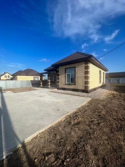 Дом 76 м² на участке 7 сот.