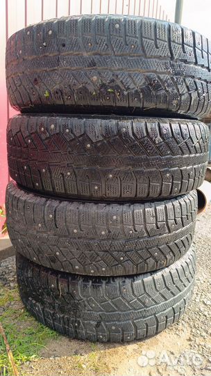 Brasa IceControl 215/65 R16 98T