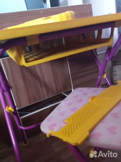 Столик и стул для девочки