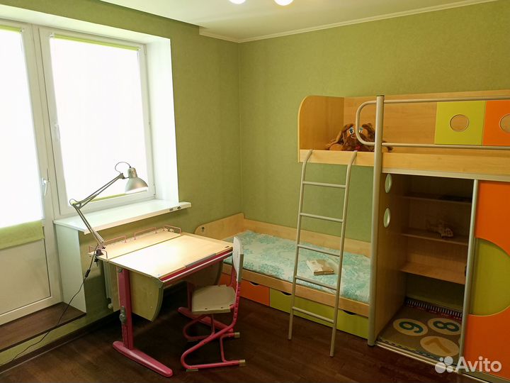 Растущая парта и стул Дэми