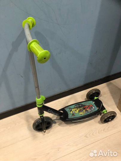 Самокат детский б\у