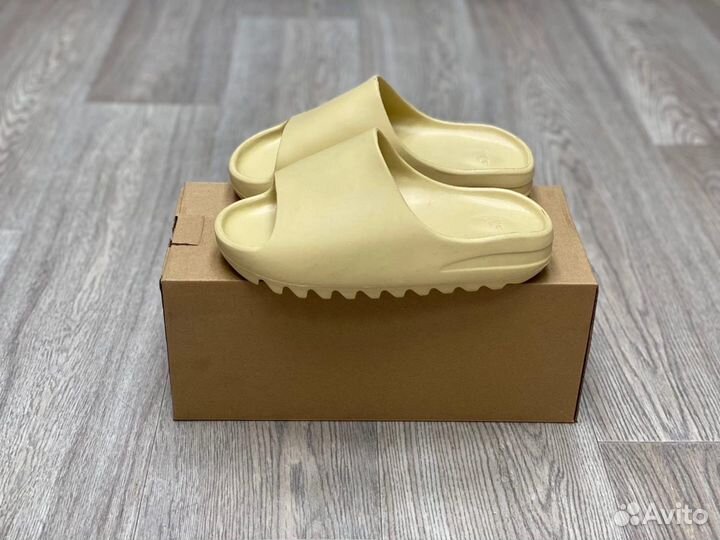 Сланцы Adidas Yeezy Slide Desert Sand (36-45)