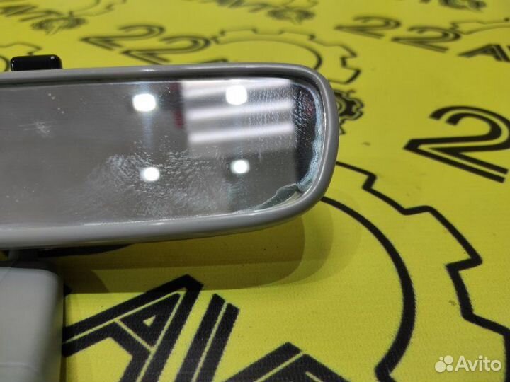 Зеркало заднего вида Toyota Corolla Runx NZE121