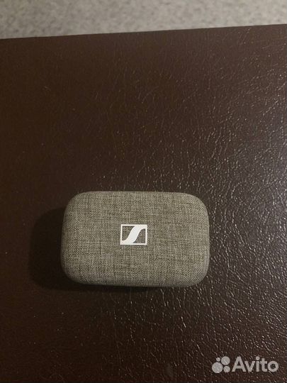Беспроводные наушники Sennheiser met