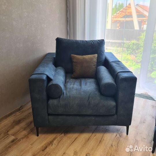 Диван и кресло новые