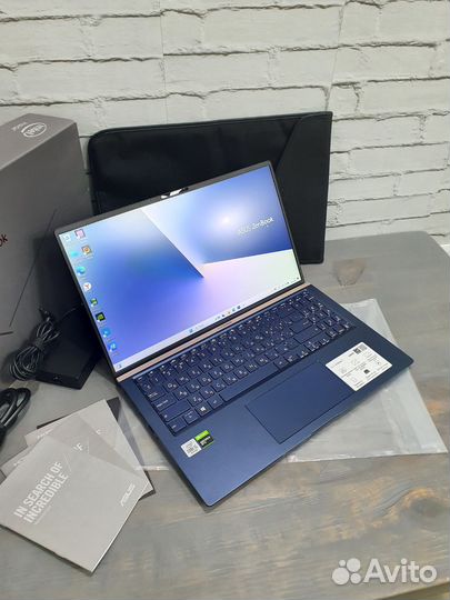 Ультрабук Asus ZenBook 15 GTX1650/512GB/Core i5