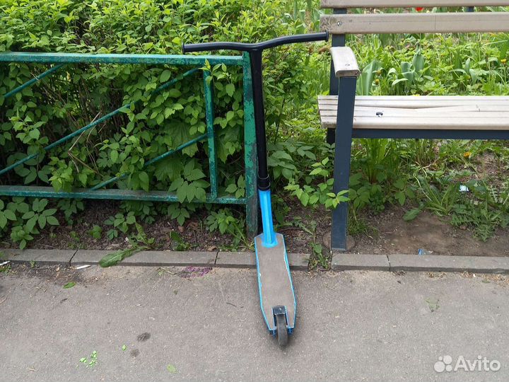 Трюковой самокат