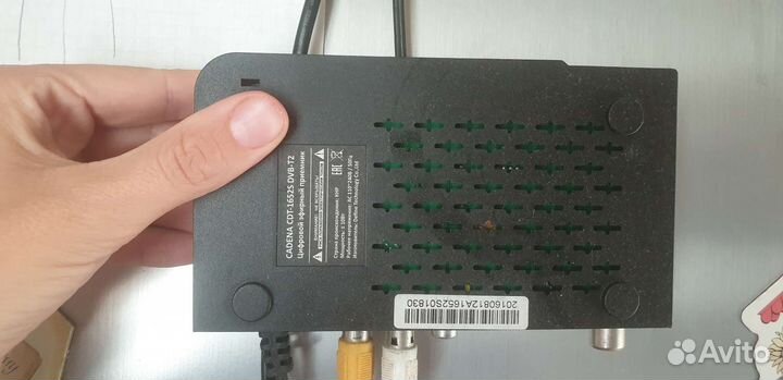Цифровая тв приставка cadena cdt-16525 dvb-t2