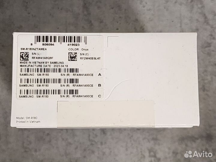 Samsung galaxy Buds live новые черные