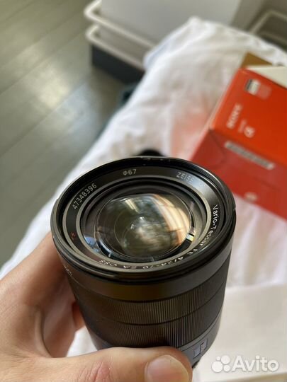 Объектив Sony Carl Zeiss 24-70mm f/4 ZA OSS